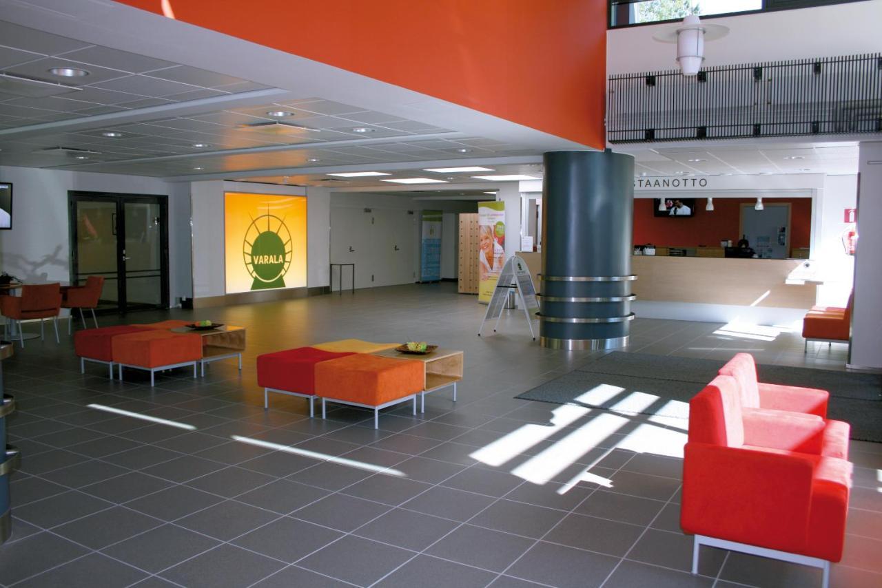 טמפרה Varala Sports & Nature Hotel מראה חיצוני תמונה
